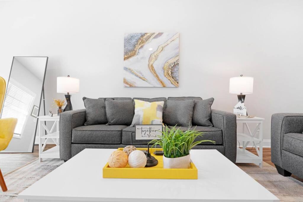 Make Lemonade In Luxury W King Bed And Free Parking Plus 40 Minutes To Nashville Clarksville Extérieur photo